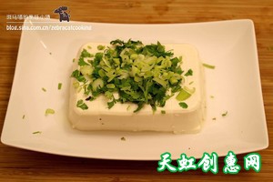 香菜小葱拌豆腐