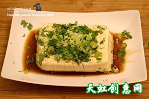 香菜小葱拌豆腐