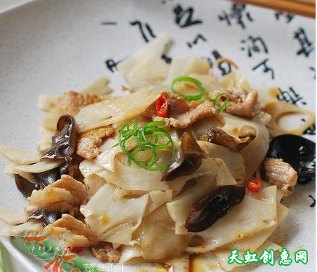 莲菜炒肉片怎么做