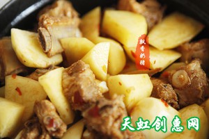 土豆烧排骨