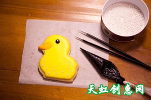 立体小鸭子糖霜饼干