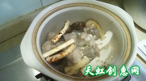 淮山茯苓薏米去湿暖胃汤