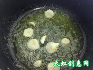 蒜香煎羊排