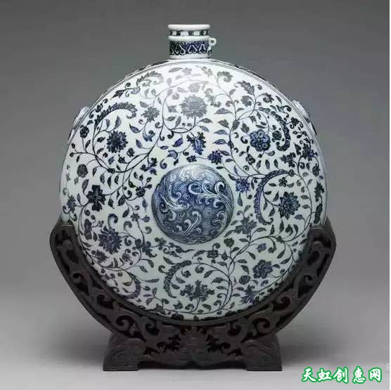 陶瓷工艺作品欣赏《青花瓷》