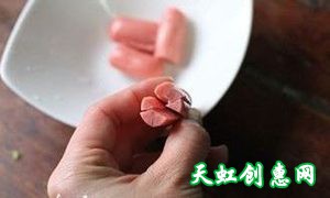 蒜香西兰花炒脆皮肠怎么做