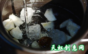 冰梅雪梨饮怎么做