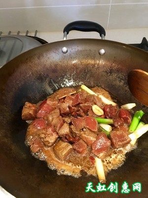 红烧牛肉土豆怎么做