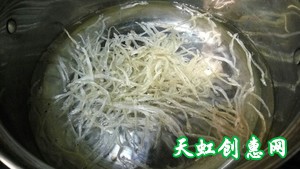 银鱼菌菇鸡蛋汤怎么做