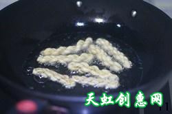 鸡蛋小麻花怎么做