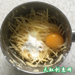 土豆丝鸡蛋饼怎么做