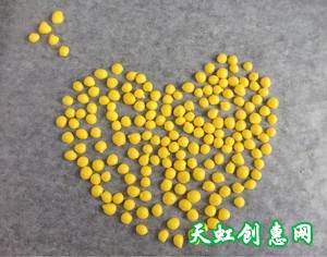 母乳宝宝纯蛋黄小溶豆怎么做