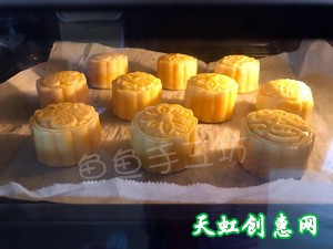 流心奶黄月饼怎么做