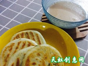 韭菜三鲜馅饼怎么做