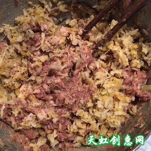 酸菜猪肉馅饼怎么做