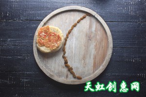 五仁月饼果干拼盘怎么做