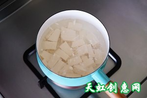 蟹黄豆腐怎么做