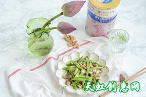 腰果芦笋炒草菇怎么做