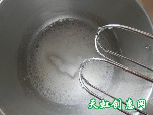 红丝绒香蕉戚风蛋糕怎么做