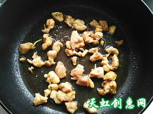 咖喱鸡肉豆腐羹怎么做