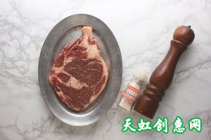 肉眼牛排佐香煎桃子沙拉怎么做