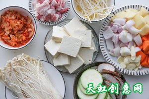 冬日泡菜暖锅的做法，冬日泡菜暖锅怎么做