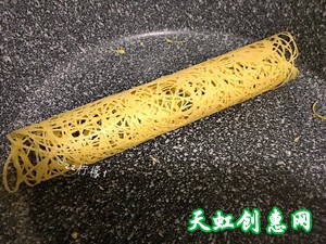 高颜值蕾丝鸡蛋网饼怎么做