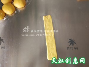 软萌黄金南瓜面包卷的做法，软萌黄金南瓜面包卷怎么做