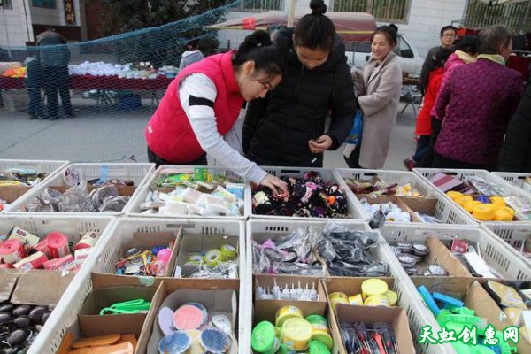 安徽夫妻不起眼小生意在运城农村集市很红火