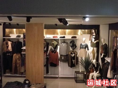 运城大众服装怎么样,大众服装店地址电话推荐