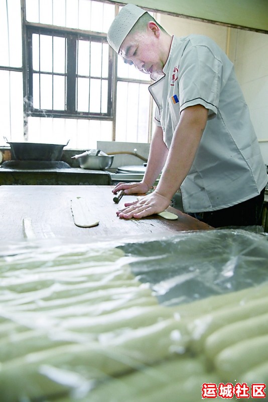 平陆油泼面——简单的食材中品尝生活的本真