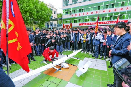 运城市“中国航天日”主题宣传活动举办