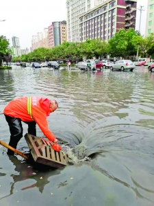 运城市合力防汛为市民安全出行保驾护航