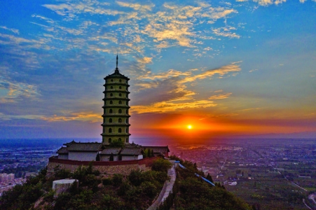 瑶台秋月（夏县瑶台山）_河东八景（二十四）