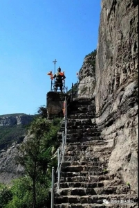 公告：黄河大梯子崖景区 昨起恢复对外开放