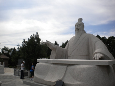 鸣条岗上吟南风，舜帝陵游记 (散文)_河东老景