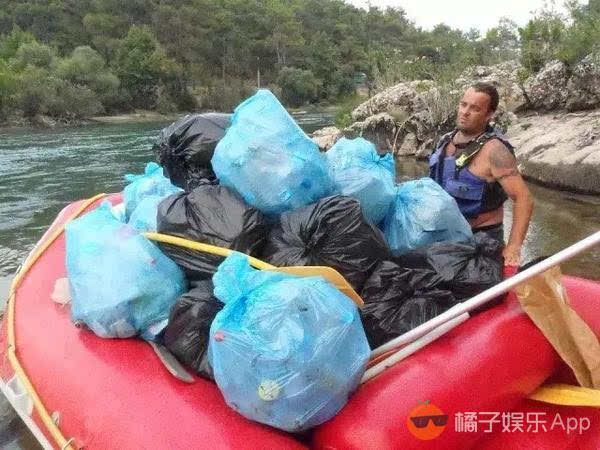 你家小区垃圾让谁捡走了,荷兰小伙捡垃圾改变了世界